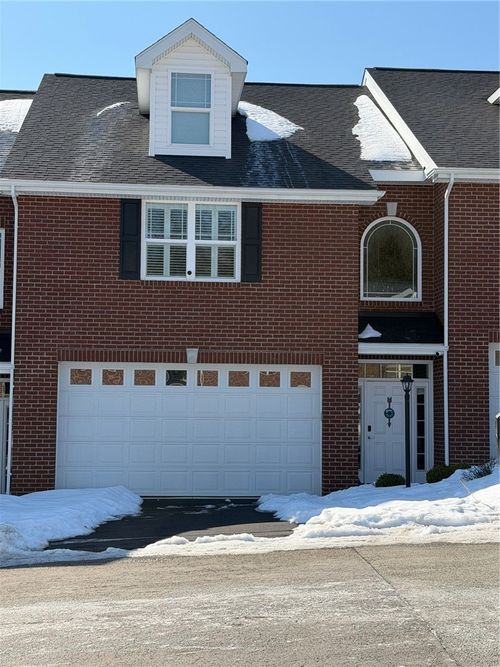 211 Settlers Ct, Venetia, PA, 15367-1489 | Card Image