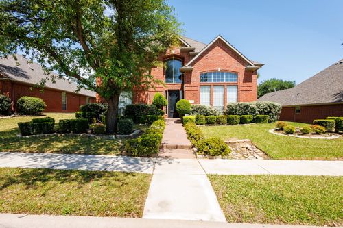 9505 Windy Hollow Dr, Irving, TX, 75063-5005 | Card Image