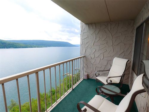 167 Cliffside Dr, Canandaigua, NY, 14424-8809 | Card Image