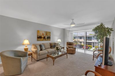 6521-3 - 6521 Bay Club Dr, Condo with 1 bedrooms, 1 bathrooms and null parking in Fort Lauderdale FL | Image 3