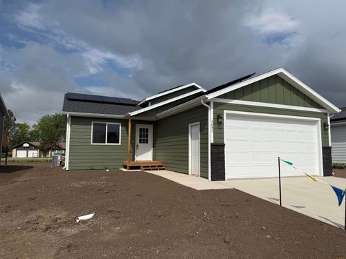 3897 Haralson Ln, Rapid City, SD, 57703 | Card Image
