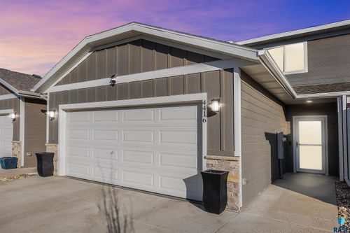 4416 E Whisper Ridge Pl, Sioux Falls, SD, 57108-3165 | Card Image