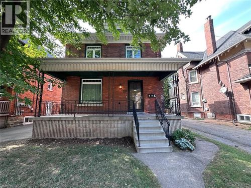 20 Holton Ave S, Hamilton, ON, L8M2L2 | Card Image