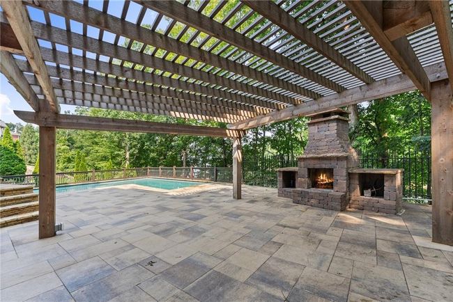 5610 Point West Dr, House other with 6 bedrooms, 7 bathrooms and null parking in Oakwood GA | Image 56