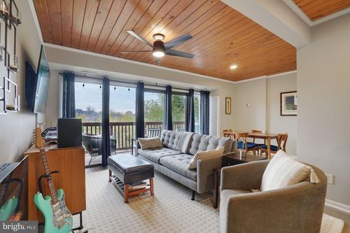 apt-302-53 Skyhill Rd, ALEXANDRIA, VA, 22314-4998 | Card Image