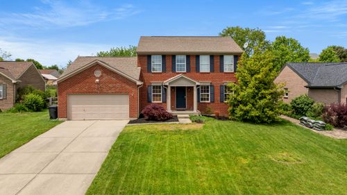 8786 Woodridge Dr, Florence, KY, 41042-7700 | Card Image