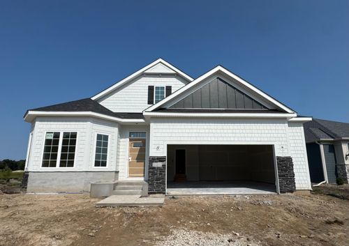 8176 Haywood Dr, Lino Lakes, MN, 55014-6009 | Card Image