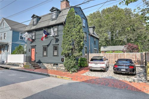 41 Third Street, Newport, RI, 02840 | Card Image