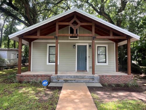 228 Bradley St, QUINCY, FL, 32351-2614 | Card Image