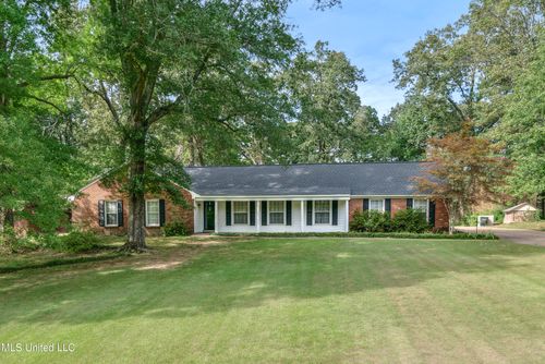 550 W Woodland Heights Heights, Holly Springs, MS, 38635 | Card Image