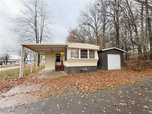 73 Redwood Dr, Beloit, OH, 44609-9771 | Card Image