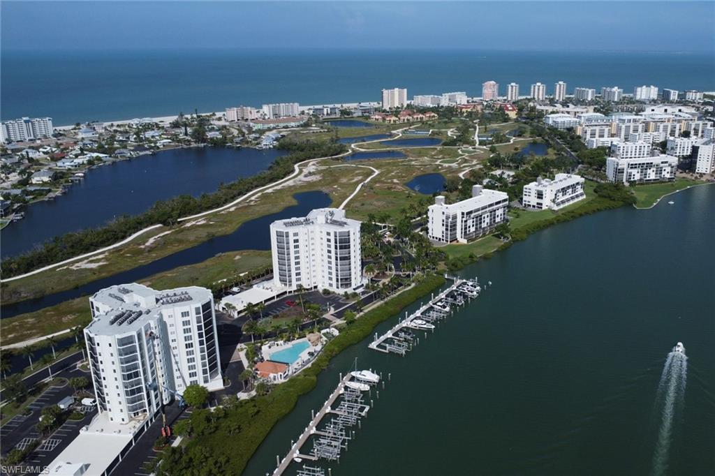Residential in FORT MYERS BEACH 5