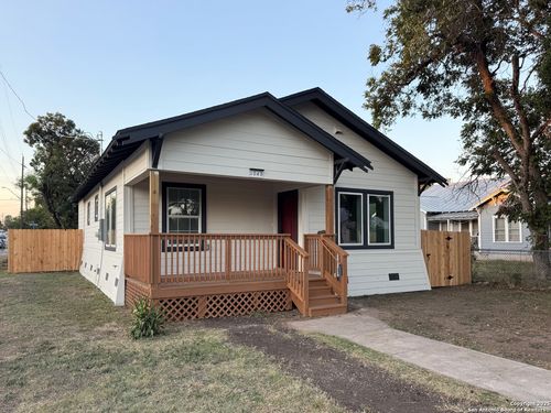 1048 Gibbs, San Antonio, TX, 78202-3019 | Card Image