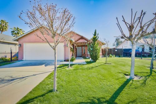 1951 Mcdonald Ave, Dos Palos, CA, 93620-2665 | Card Image