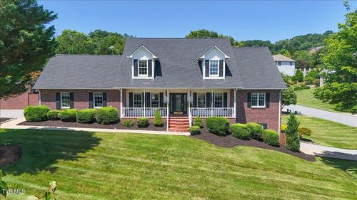 1 Emerald Ct, Johnson City, TN, 37604-1498 | Card Image