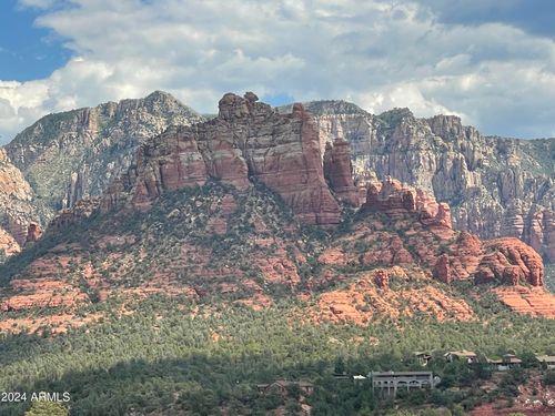 10-10 Sky Ridge Court, Sedona, AZ, 86336 | Card Image