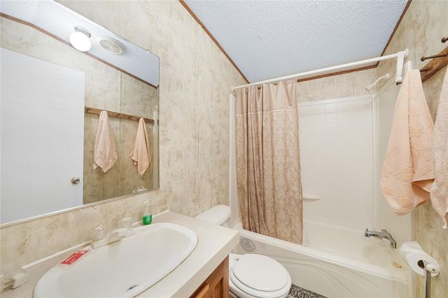 11942 Sw Newman Ter, House other with 2 bedrooms, 2 bathrooms and null parking in ARCADIA FL | Image 15