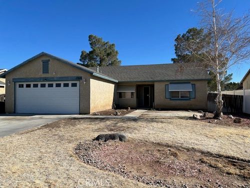 17919 Juniper St, Adelanto, CA, 92301-2413 | Card Image