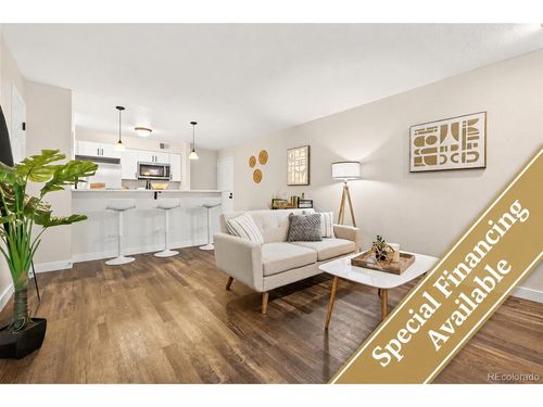 i-i06-2575 S Syracuse Way, Denver, CO, 80231-3832 | Card Image