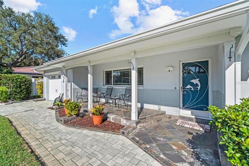 231 Temple Ln, Belleair Bluffs, FL, 33770-1965 | Card Image