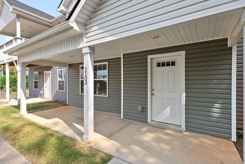 1103 Commerce St, Clarksville, TN, 37040-3518 | Card Image