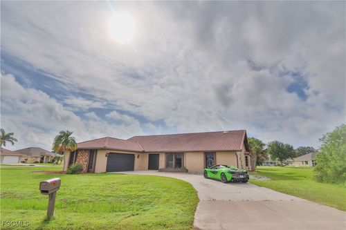 1438 Vermouth Ln, Punta Gorda, FL, 33983-6077 | Card Image