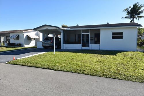 4250 Nw 49th Ter, Lauderdale Lakes, FL, 33319-4662 | Card Image
