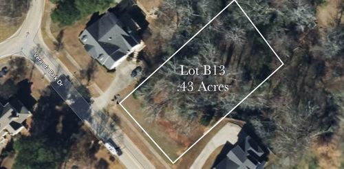 1365 Veranda Park Dr, Madison, GA, 30650-6412 | Card Image