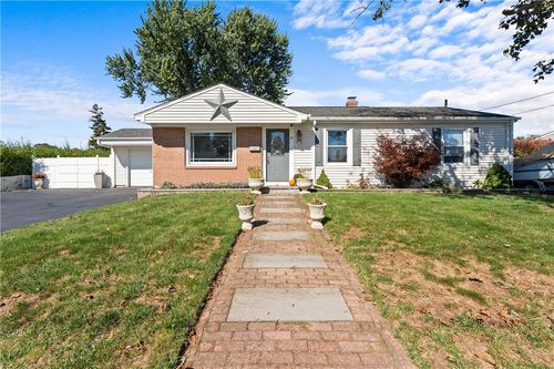 36 Woodbine St, Riverside, RI, 02915-1730 | Card Image