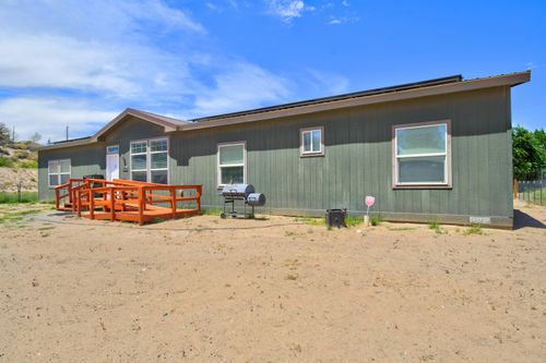 2933 Maplewood Dr Sw, Albuquerque, NM, 87121-6920 | Card Image