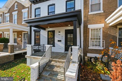 21 16th St Se, WASHINGTON, DC, 20003-1502 | Card Image