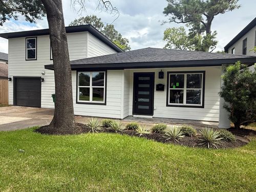 7414 Janak Dr, Houston, TX, 77055-3731 | Card Image