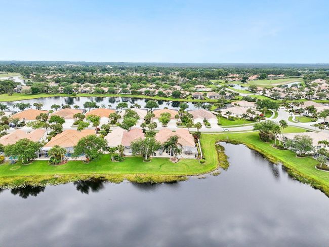 8136 Se Peppercorn Ct, House other with 3 bedrooms, 2 bathrooms and null parking in Hobe Sound FL | Image 34