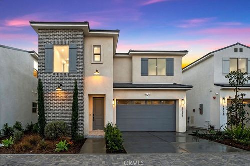 16233 Orizaba Ave, Paramount, CA, 90723-5406 | Card Image