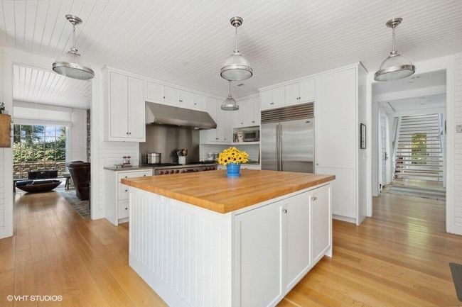 15360 Lakeshore Rd, House other with 3 bedrooms, 8 bathrooms and null parking in Lakeside MI | Image 8