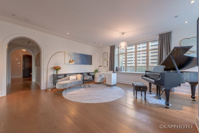 15AA - 118 E Erie St, Condo with 2 bedrooms, 3 bathrooms and 1 parking in Chicago IL | Image 10