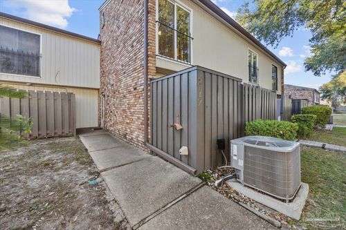 4717 Huron Dr, Pensacola, FL, 32507-8738 | Card Image