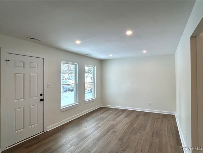 1441 Salton Dr, House other with 3 bedrooms, 2 bathrooms and null parking in Chesapeake VA | Image 4