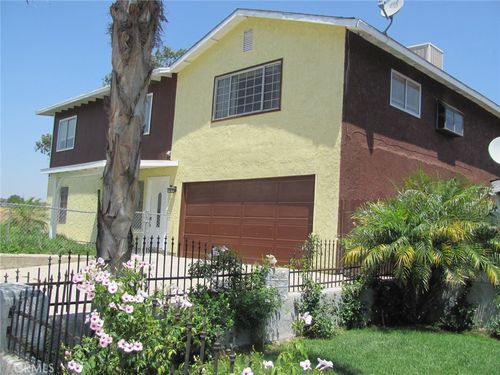 785 W Westward Ave, Banning, CA, 92220-4974 | Card Image