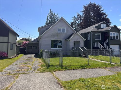 152 Karr Ave, Hoquiam, WA, 98550-1727 | Card Image