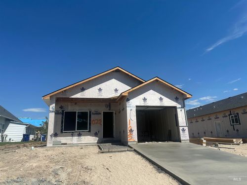 1022 S Eisenhower St, Jerome, ID, 83338-3255 | Card Image