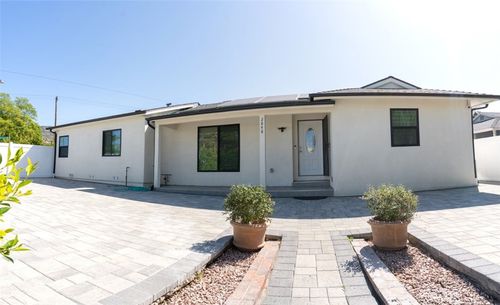 2848 N Frederic St, Burbank, CA, 91504-2022 | Card Image