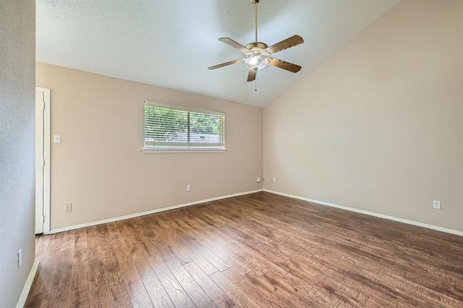 Primary Bedroom | Image 11