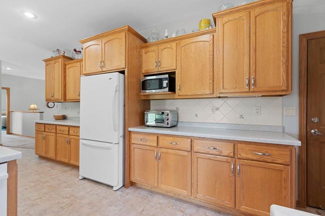 1374 Angels Path, House other with 5 bedrooms, 4 bathrooms and null parking in LEDGEVIEW WI | Image 15