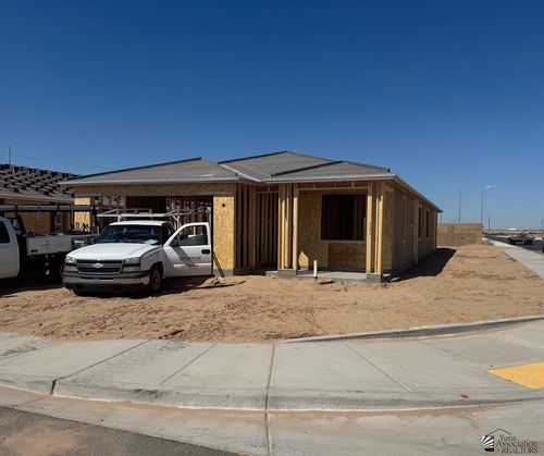 7726 E 35th St, Yuma, AZ, 85365-8211 | Card Image