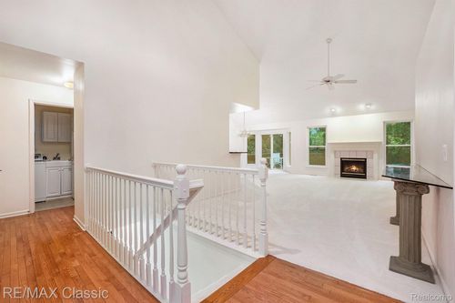 40827 Lenox Park Dr, Novi, MI, 48377-2342 | Card Image