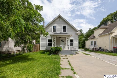 2916 Vine Street, Lincoln, NE, 68503 | Card Image