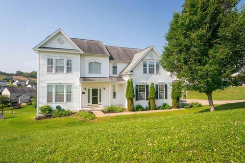 453 Blackberry Ridge Dr, Morgantown, WV, 26508-4869 | Card Image