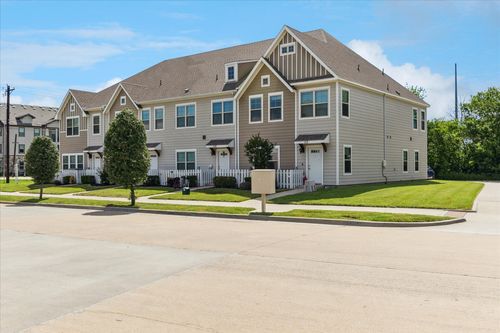 101 Springtree St, Denton, TX, 76209-6529 | Card Image