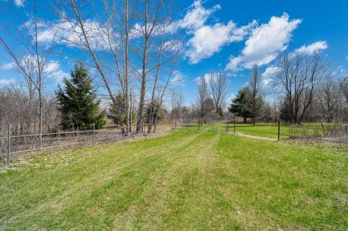 14961 Quaker Rd, Hudson, MI, 49247-9749 | Card Image